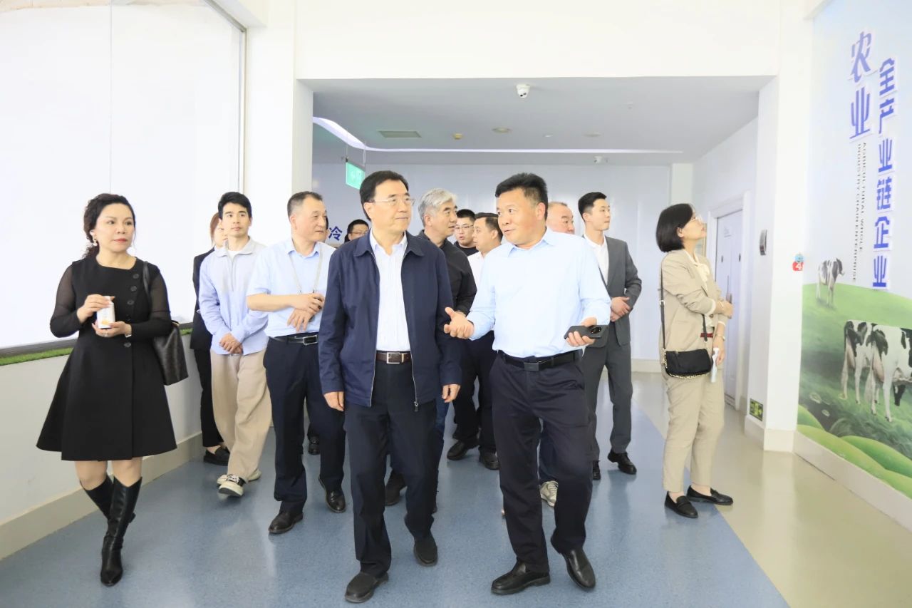 河南省2024國家“學(xué)生飲用奶計(jì)劃”推廣工作推進(jìn)會(huì)在鄭州成功舉辦! 河南省2024國家“學(xué)生飲用奶計(jì)劃”推廣工作推進(jìn)會(huì)在鄭州成功舉辦!