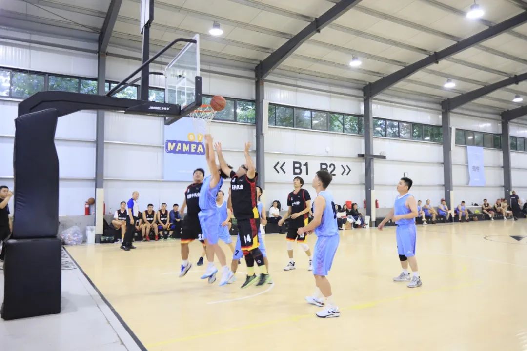 花花牛丨奪冠，奪冠，奪冠！??！用冠軍為中國健兒喝彩?。。? style=