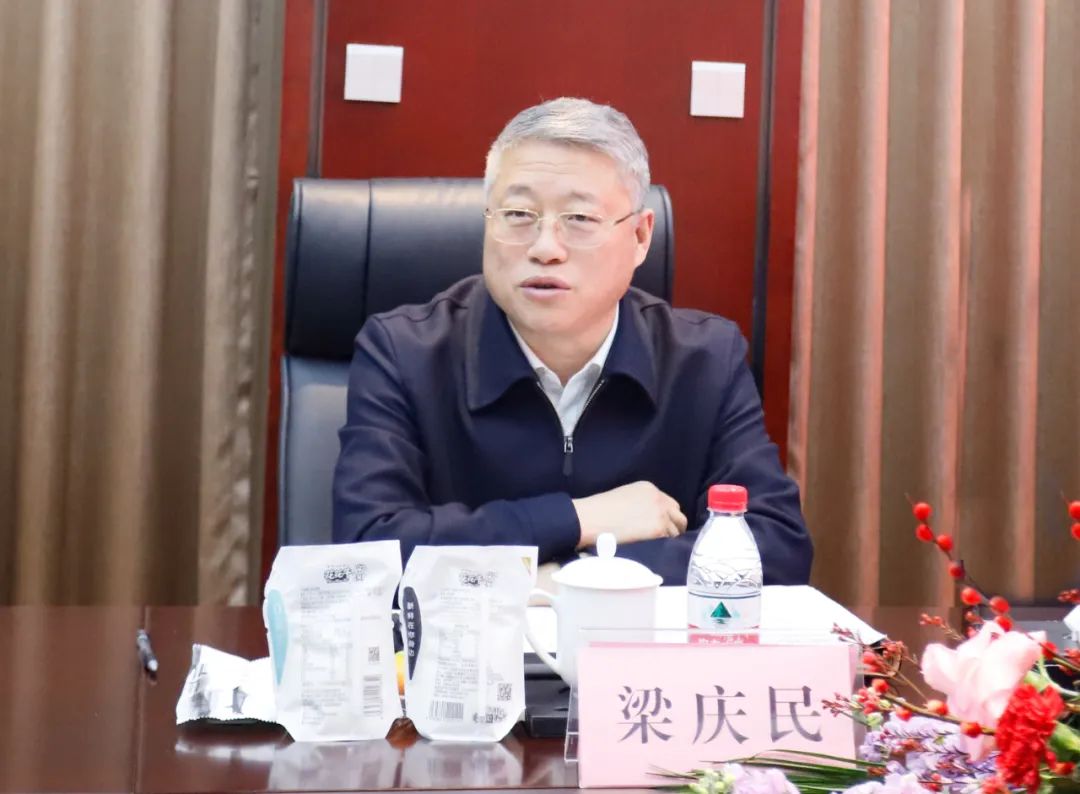 新年開新局 合作促發展丨佳木斯市委常委、副市長閆志剛一行蒞臨花花牛乳業集團及佳田企業考察座談